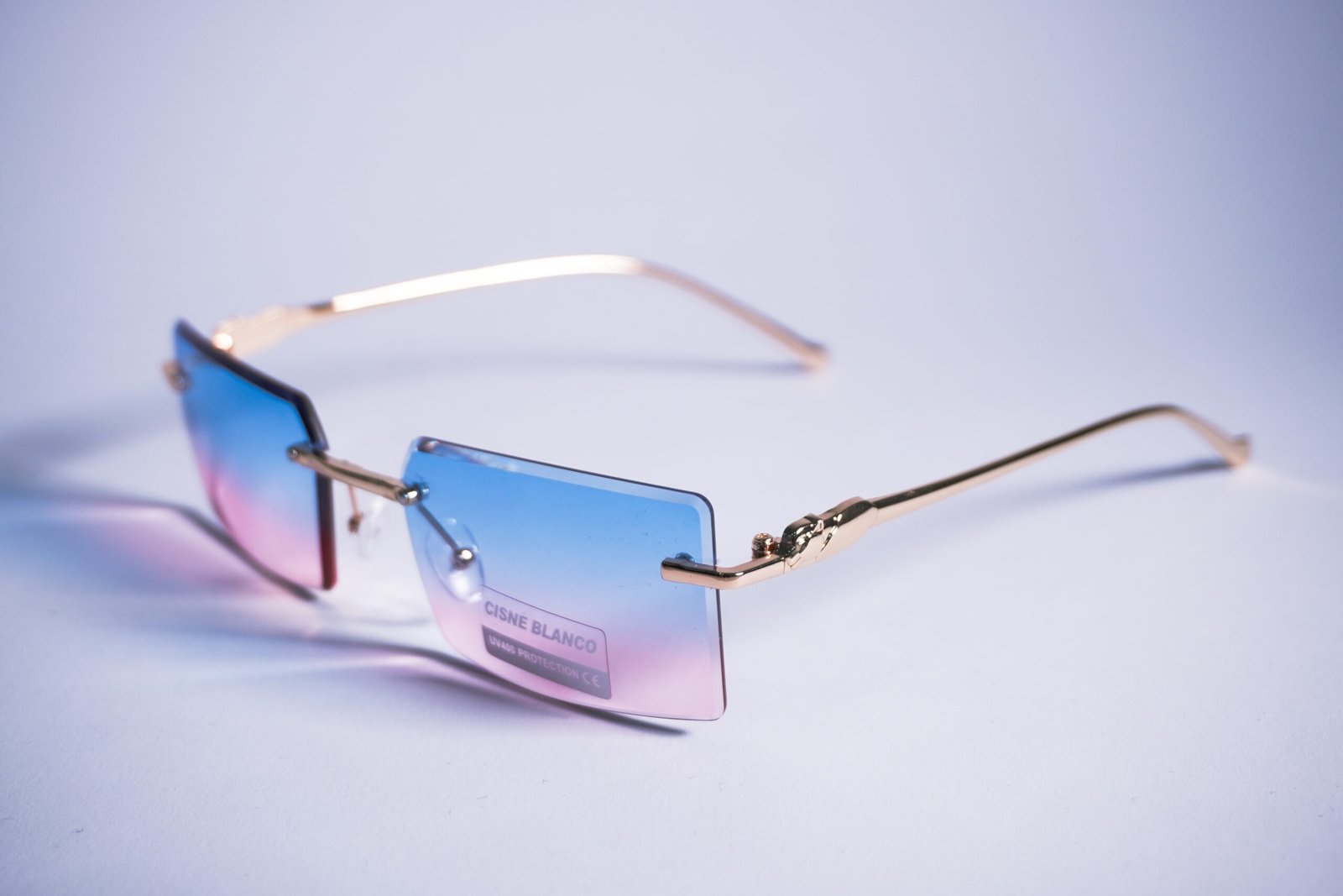 Lentes de Sol Tres Piezas Azul y Rosa Degradados — Protección Solar con Estilo